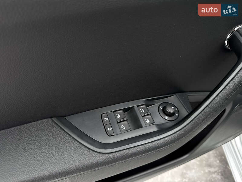 Универсал Skoda Superb 2021 в Тернополе фото 72 Универсал Skoda Superb 2021 в Тернополе