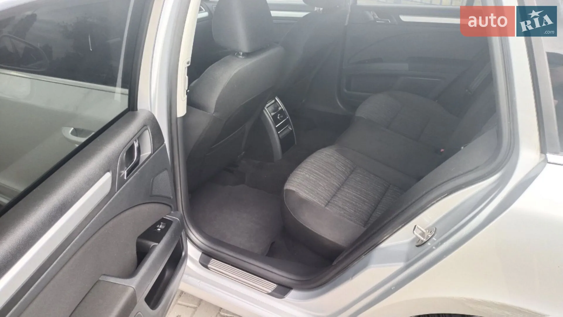 2013 Skoda Superb - мініатюра 11