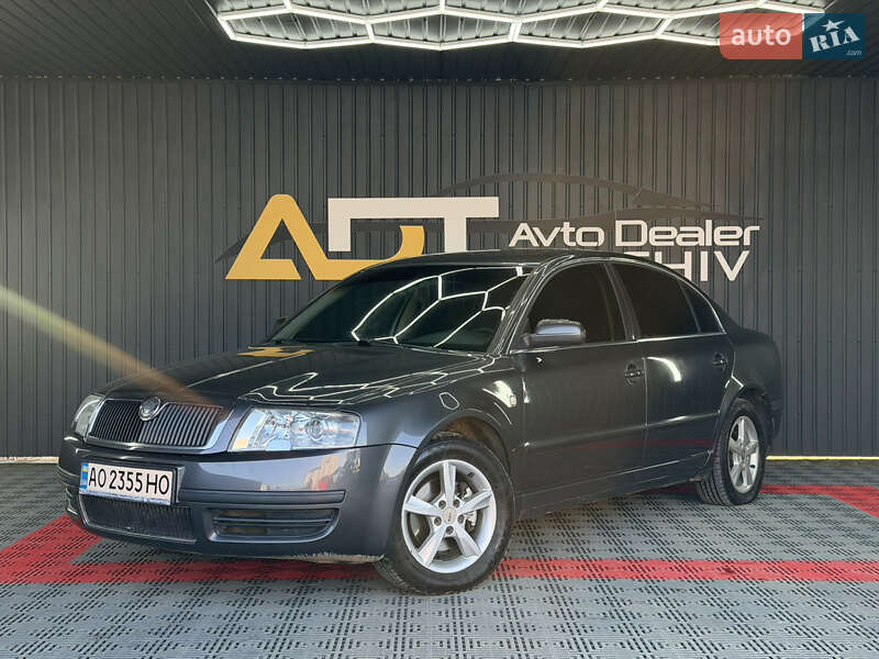 Ліфтбек Skoda Superb 2006 в Тячеві