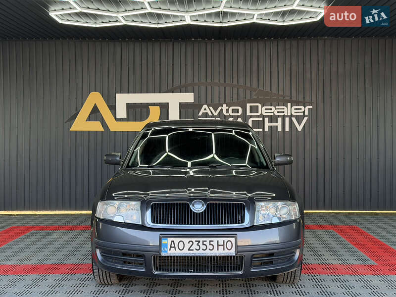 Ліфтбек Skoda Superb 2006 в Тячеві