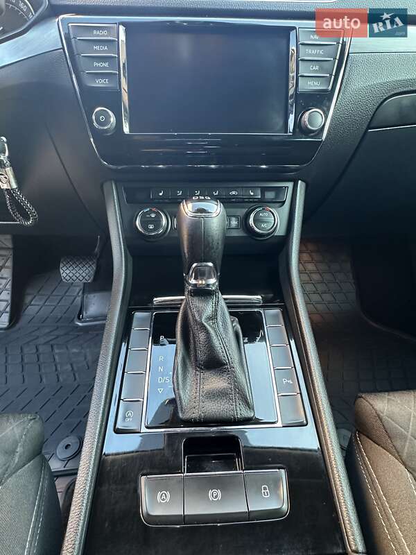 Универсал Skoda Superb 2016 в Самборе