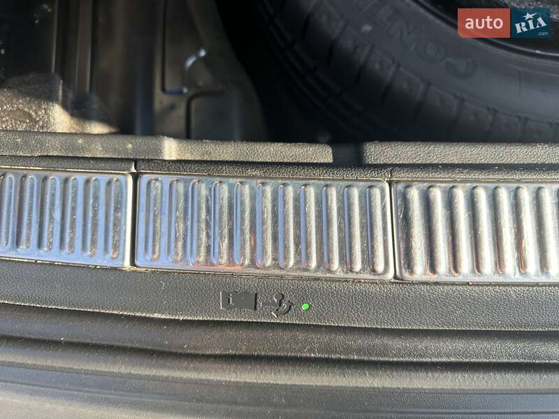 Универсал Skoda Superb 2016 в Самборе