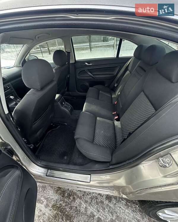 Универсал Skoda Superb 2008 в Косове