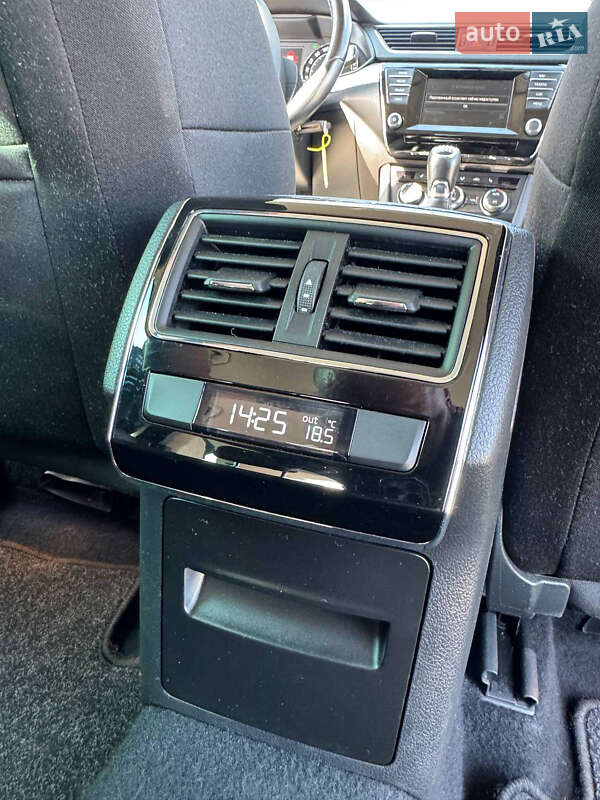 Універсал Skoda Superb 2016 в Бродах