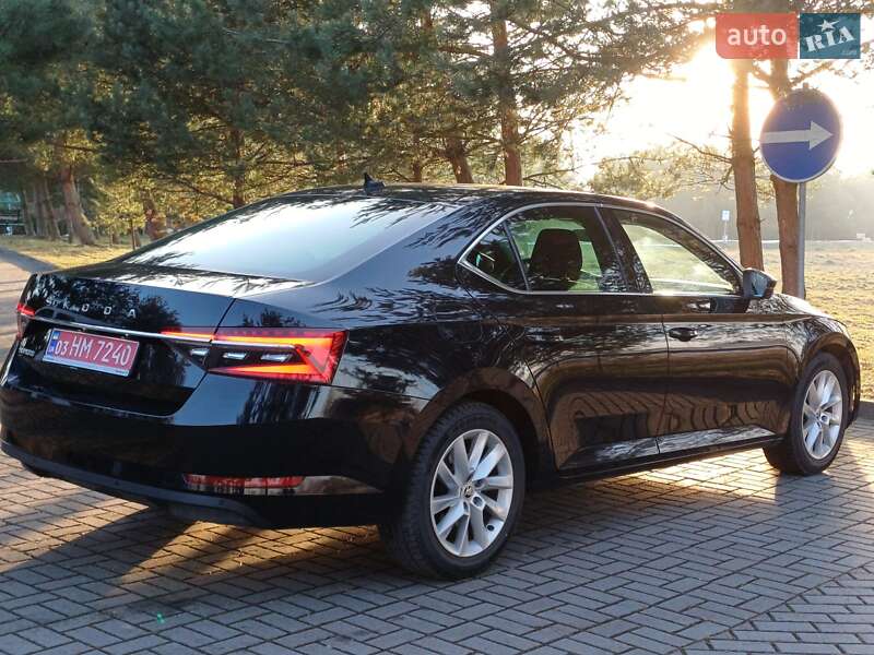 Ліфтбек Skoda Superb 2021 в Трускавці