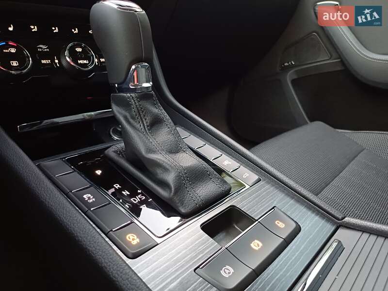 Ліфтбек Skoda Superb 2021 в Трускавці