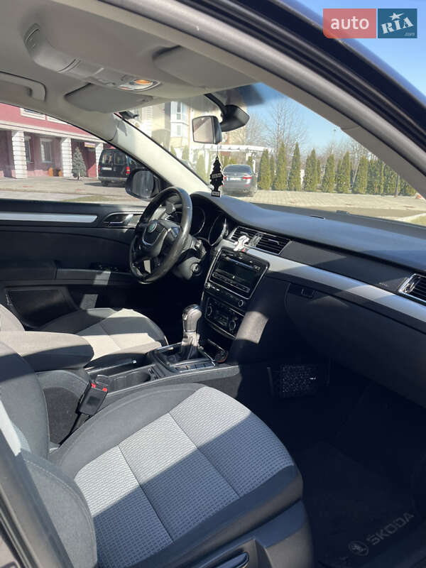 Універсал Skoda Superb 2010 в Долині фото 16 Універсал Skoda Superb 2010 в Долині