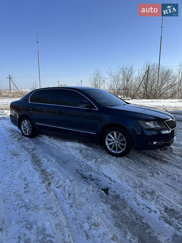 Ліфтбек Skoda Superb 2014 в Красилові