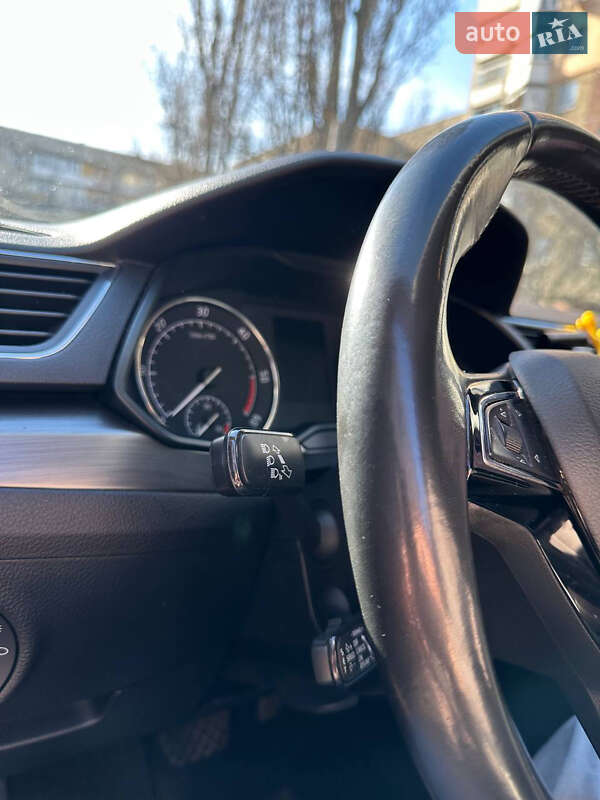 Универсал Skoda Superb 2017 в Ужгороде