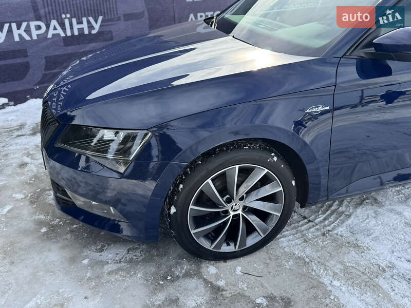 Ліфтбек Skoda Superb 2017 в Львові