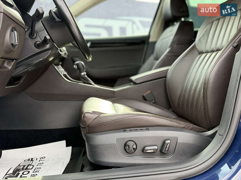 Ліфтбек Skoda Superb 2017 в Львові