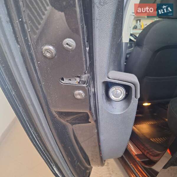 Универсал Skoda Superb 2012 в Ивано-Франковске