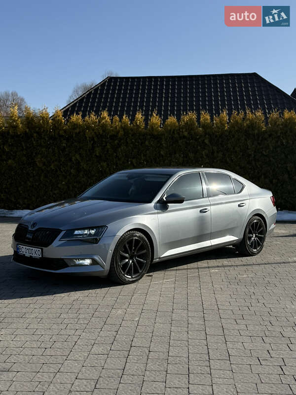 Ліфтбек Skoda Superb 2017 в Львові