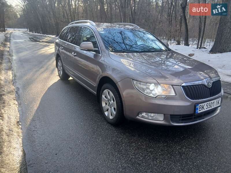 Универсал Skoda Superb 2010 в Киеве фото 3 Универсал Skoda Superb 2010 в Киеве