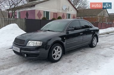 Лифтбек Skoda Superb 2006 в Прилуках
