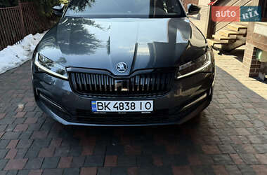 Лифтбек Skoda Superb 2020 в Ровно