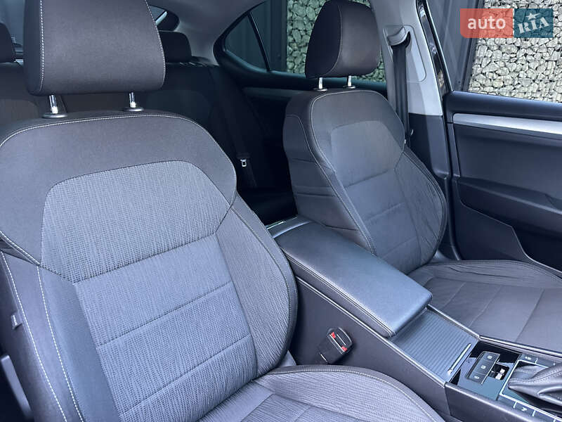 Лифтбек Skoda Superb 2016 в Ивано-Франковске