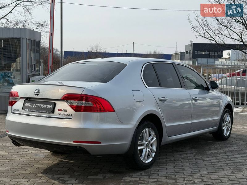 Лифтбек Skoda Superb 2013 в Полтаве