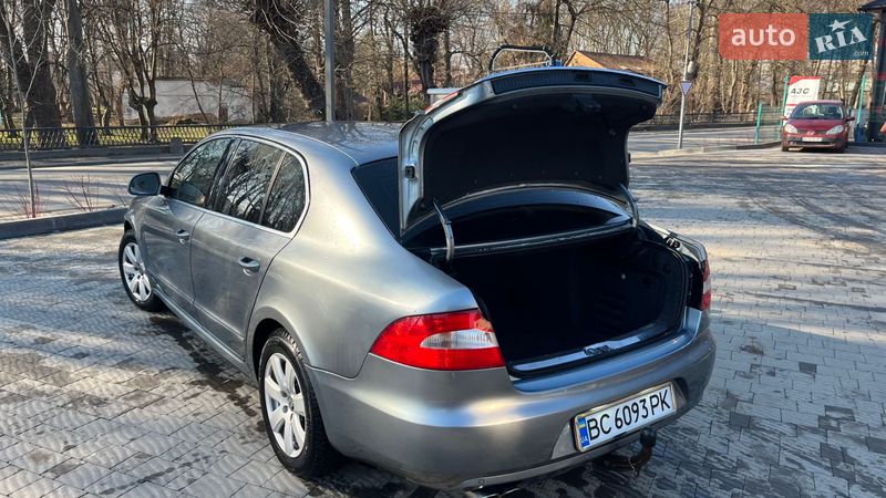 Лифтбек Skoda Superb 2008 в Самборе