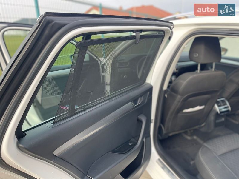 Універсал Skoda Superb 2016 в Ужгороді