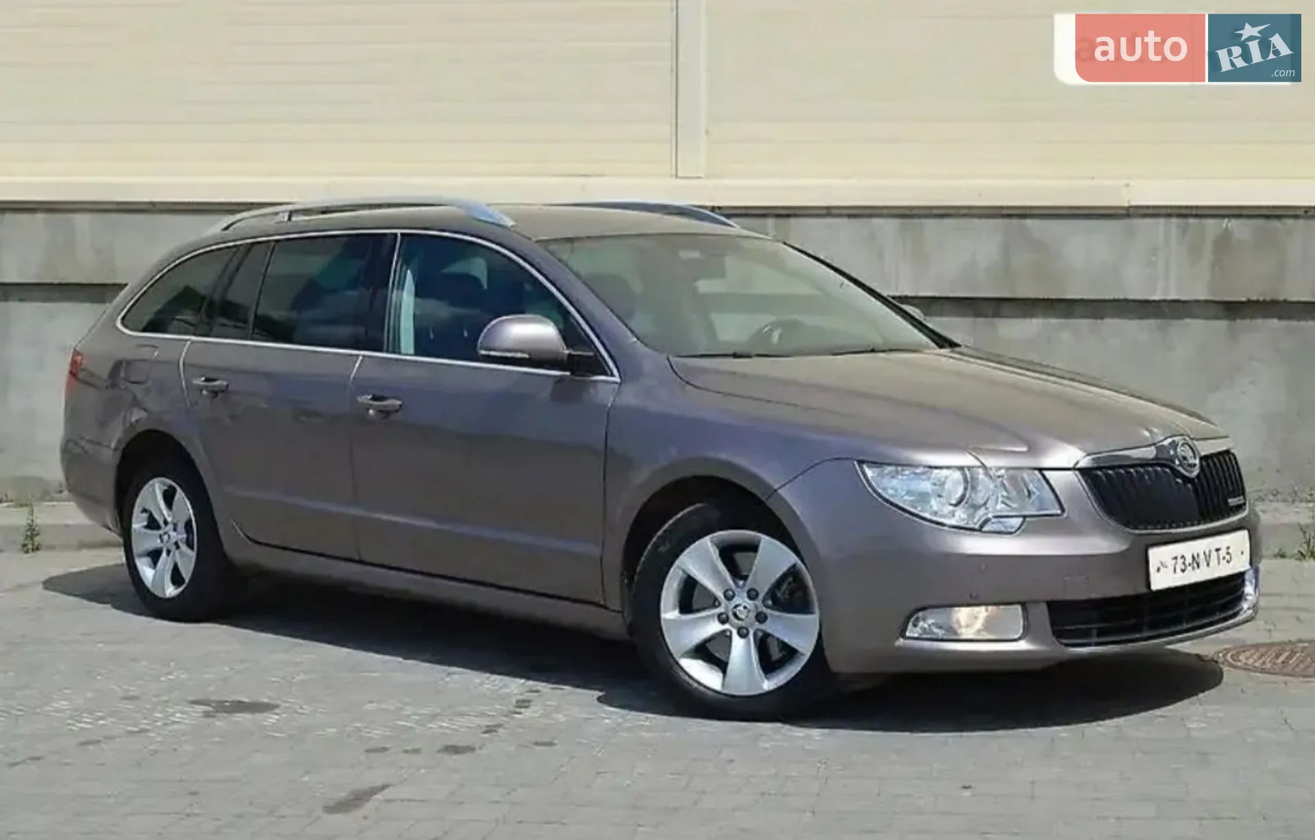 2010 Skoda Superb - мініатюра 28