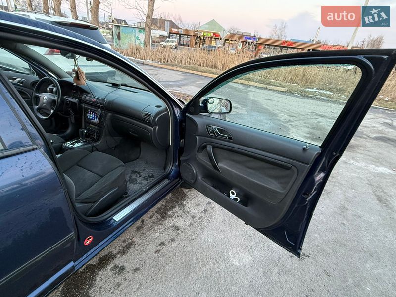 Лифтбек Skoda Superb 2003 в Киеве