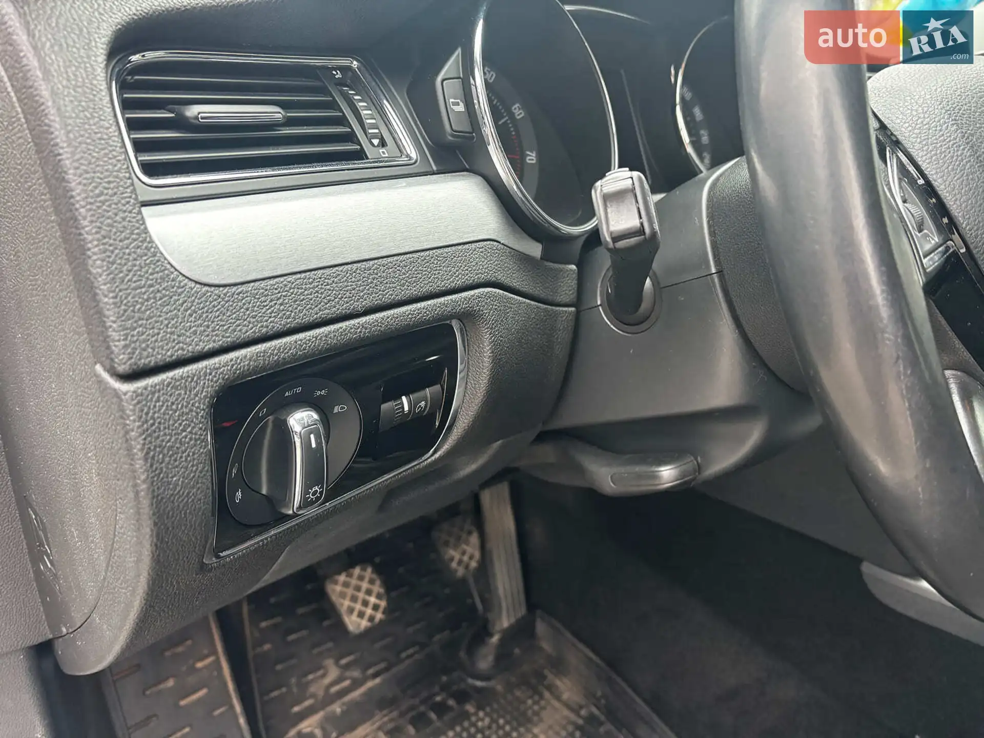 2013 Skoda Superb - мініатюра 22