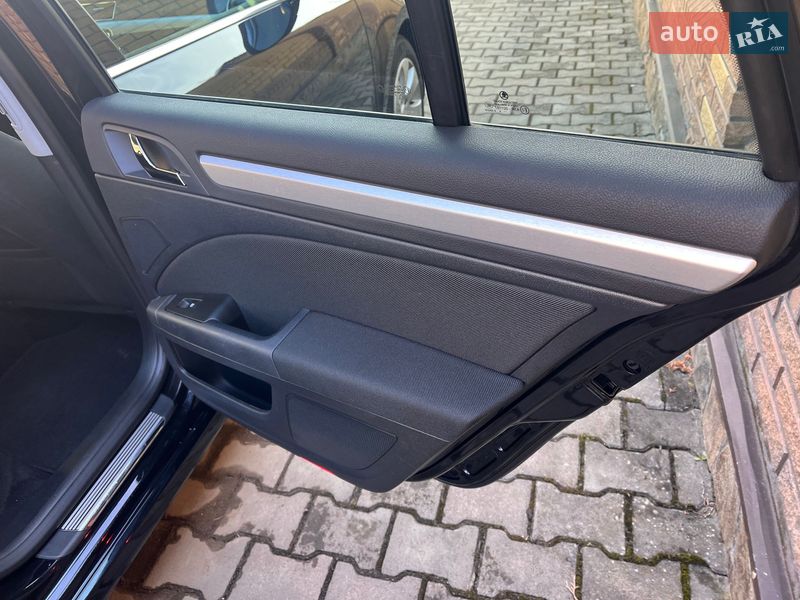 Универсал Skoda Superb 2015 в Луцке