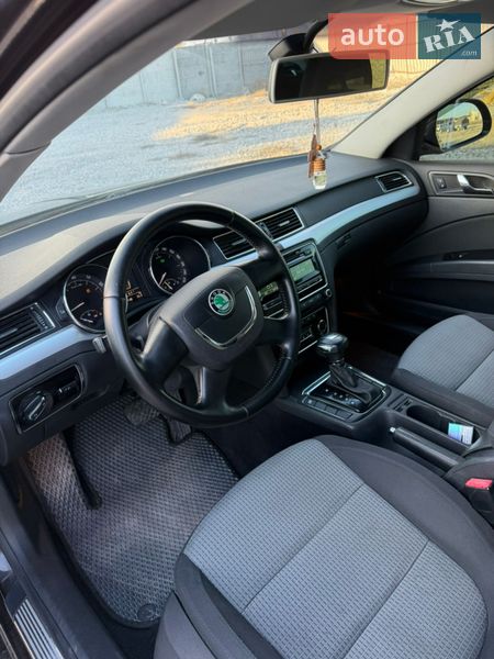 Лифтбек Skoda Superb 2012 в Каменском