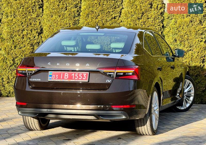Ліфтбек Skoda Superb 2020 в Хусті