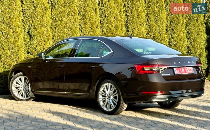 Ліфтбек Skoda Superb 2020 в Хусті