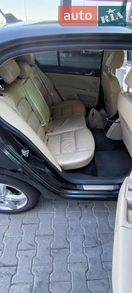 Лифтбек Skoda Superb 2009 в Буче