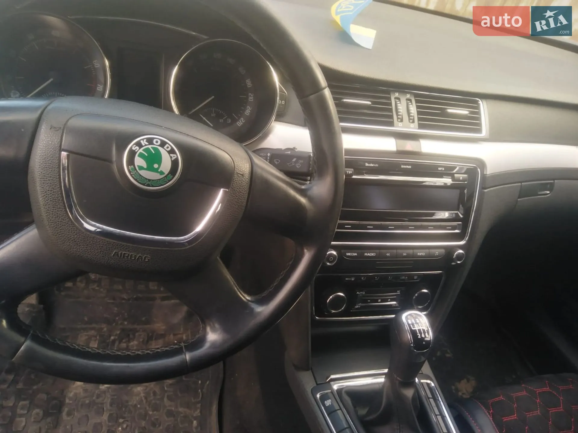 2011 Skoda Superb - мініатюра 5