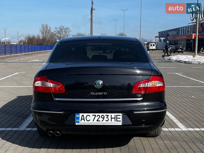 Лифтбек Skoda Superb 2012 в Луцке