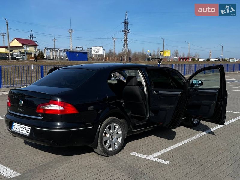 Лифтбек Skoda Superb 2012 в Луцке