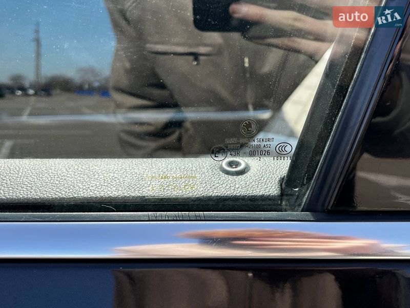 Лифтбек Skoda Superb 2012 в Луцке