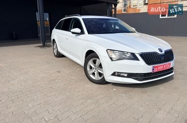 Универсал Skoda Superb 2017 в Нововолынске