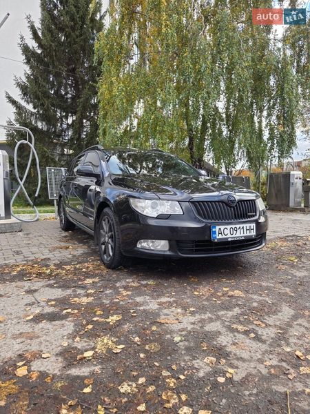 Універсал Skoda Superb 2013 в Луцьку