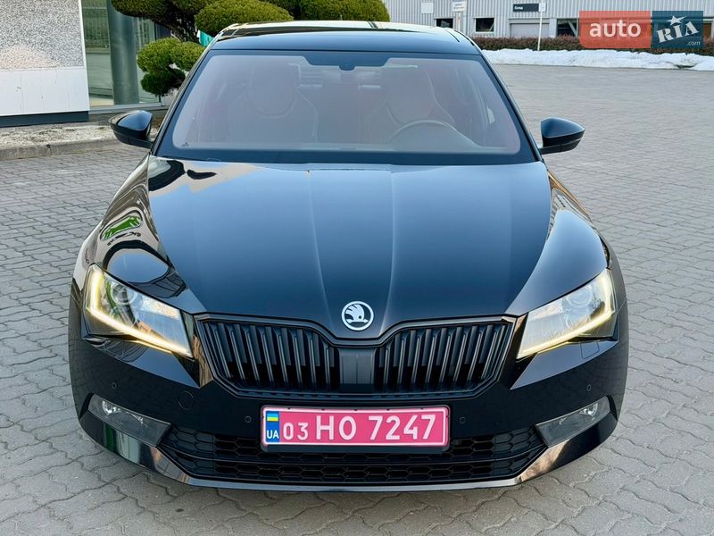 Лифтбек Skoda Superb 2017 в Луцке
