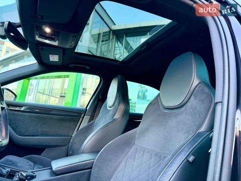 Лифтбек Skoda Superb 2017 в Луцке