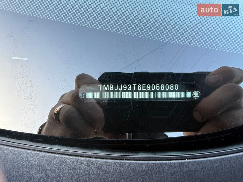 Универсал Skoda Superb 2014 в Луцке