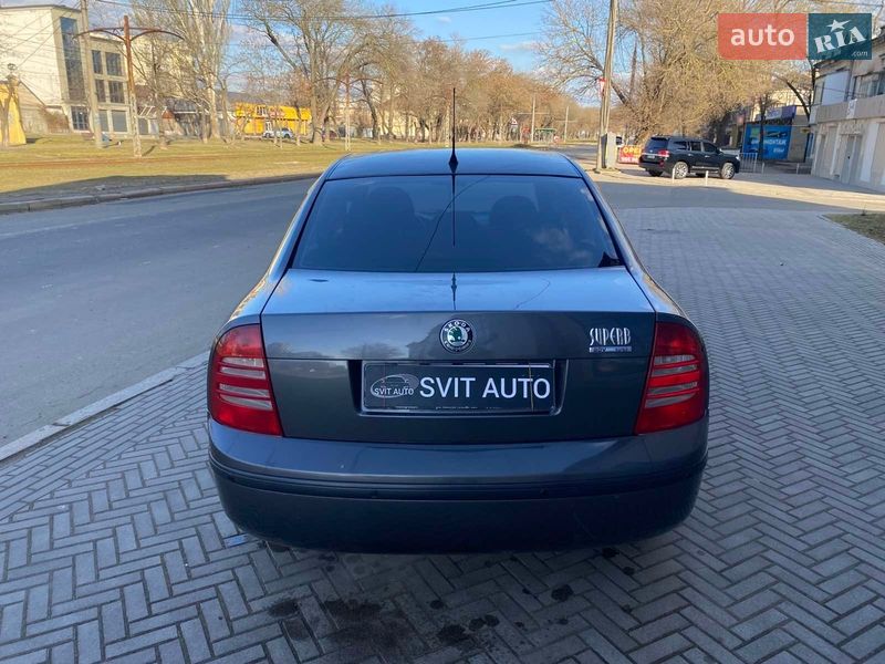 Лифтбек Skoda Superb 2006 в Николаеве