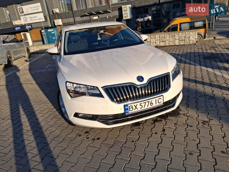Лифтбек Skoda Superb 2019 в Хмельницком