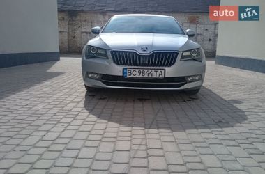Універсал Skoda Superb 2019 в Самборі