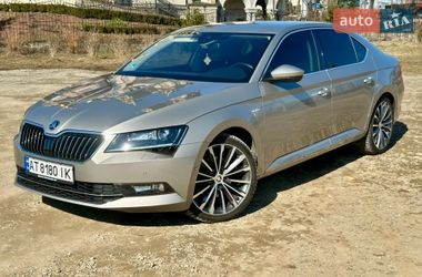 Лифтбек Skoda Superb 2015 в Ивано-Франковске