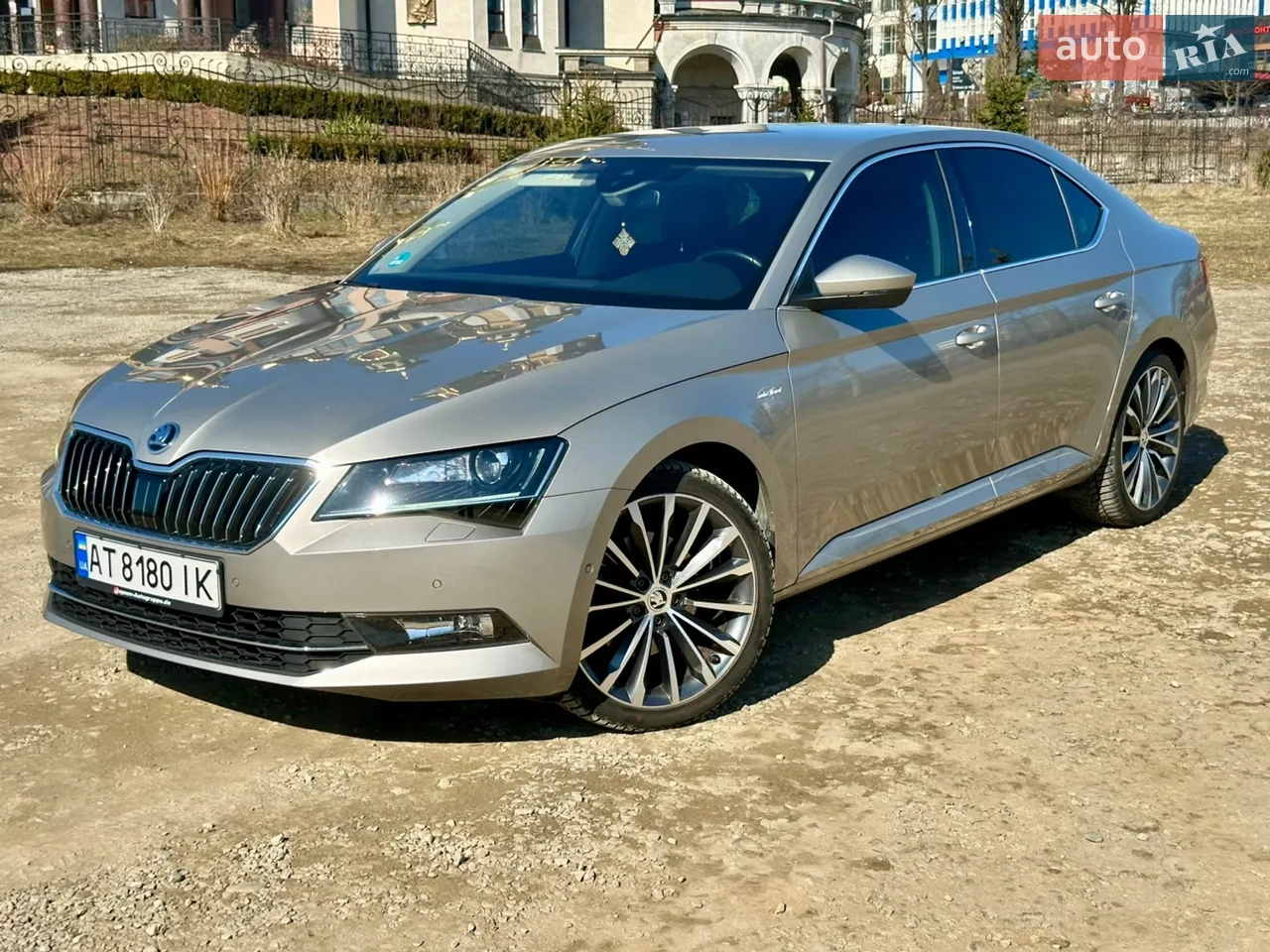2015 Skoda Superb - мініатюра 16