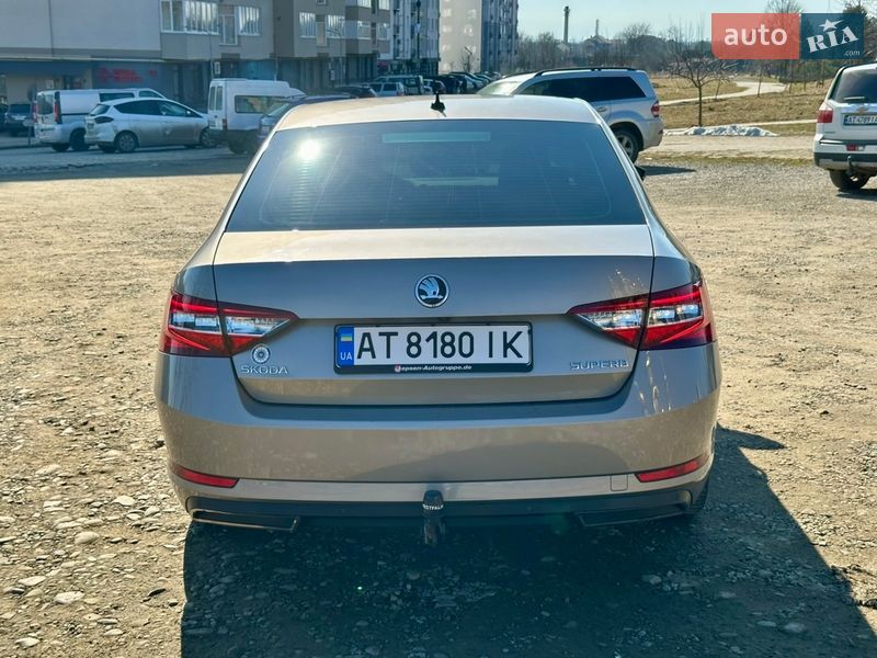 Лифтбек Skoda Superb 2015 в Ивано-Франковске