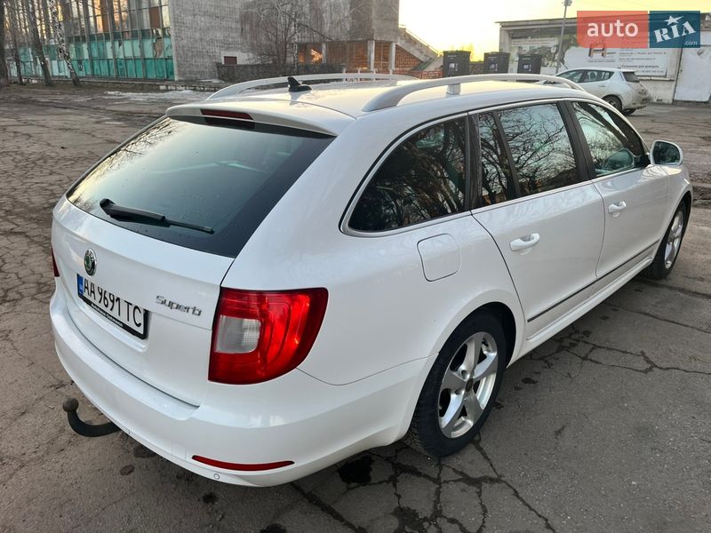 Універсал Skoda Superb 2012 в Києві