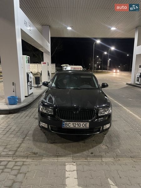 Седан Skoda Superb 2009 в Новояворівську