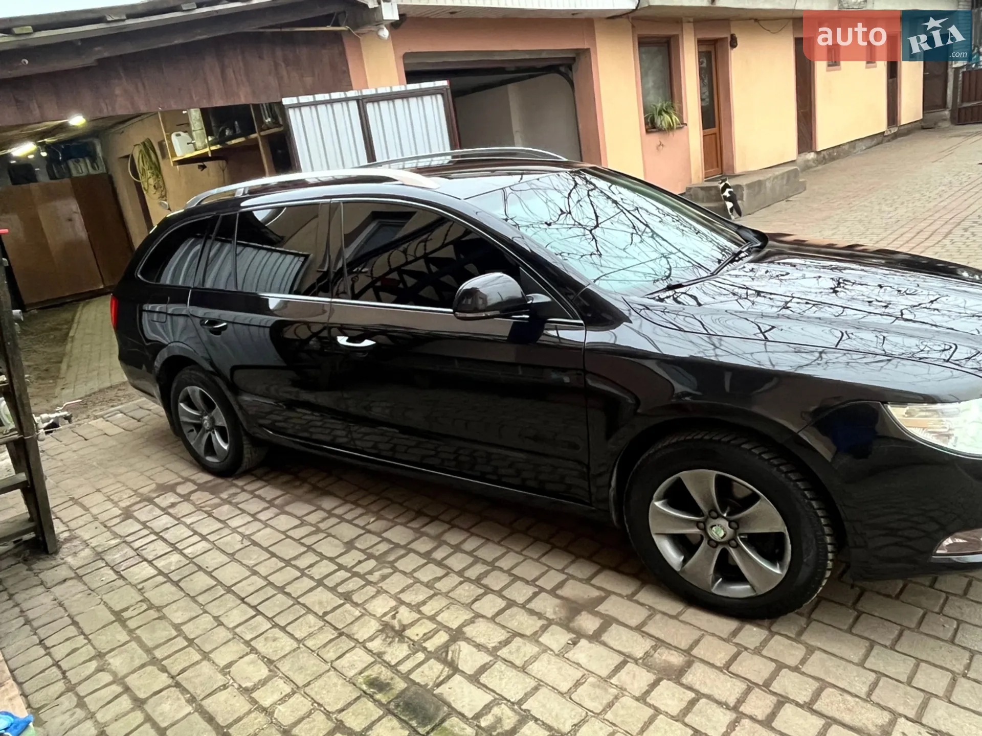 2012 Skoda Superb - мініатюра 2